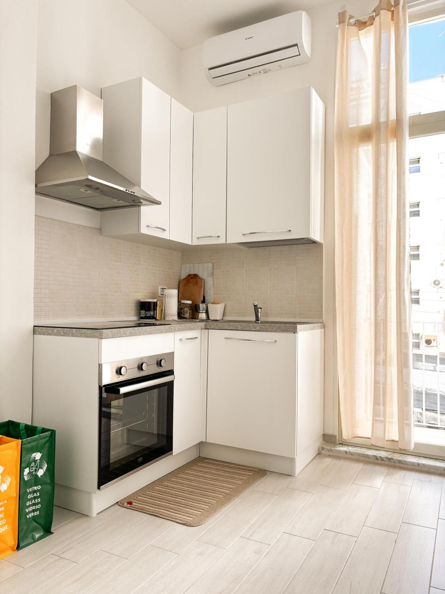 Ammobiliato Zona Apartment